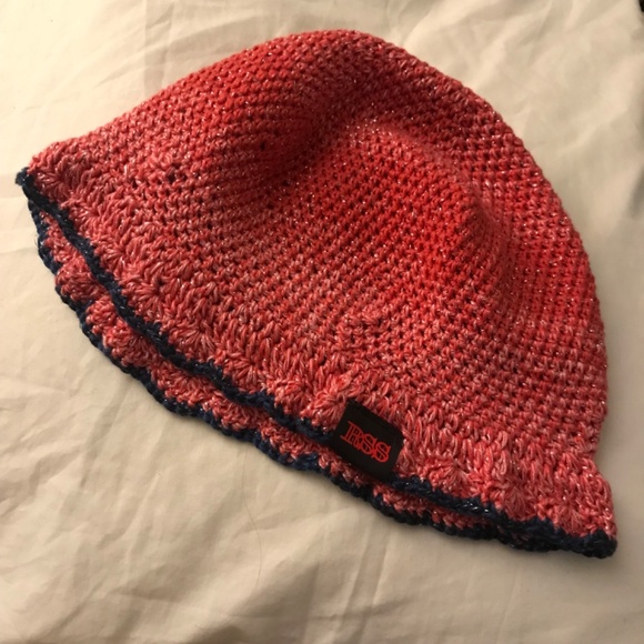cool handmade knit beanie - Picture 3 of 8